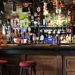 The Eagle And Child فندق
