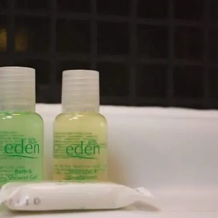 Hotel The Eagle And Child Staveley (Cumbria)