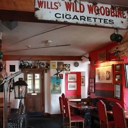 Hotel The Eagle And Child Staveley (Cumbria)