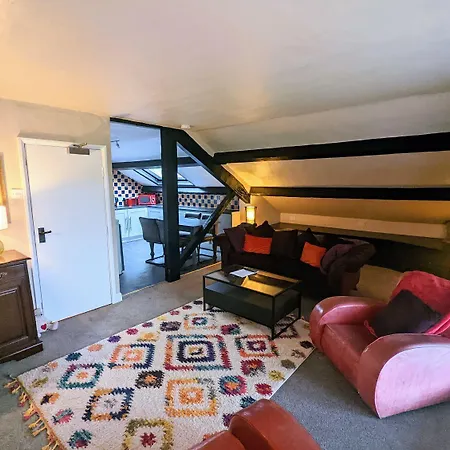 Hotel The Eagle And Child