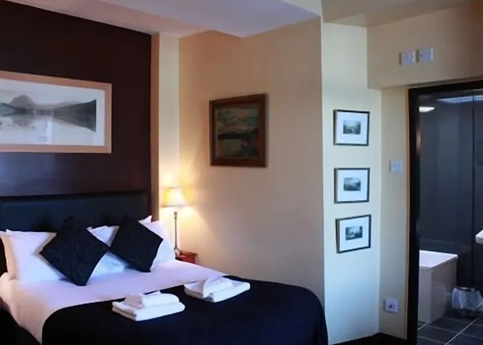 Hotel The Eagle And Child