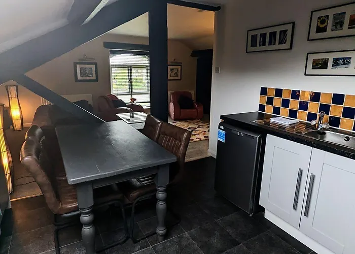 Hotel The Eagle And Child 3*