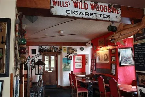 Hotel The Eagle And Child 3*